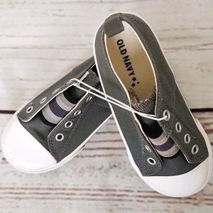Old navy shoes brand new size 10